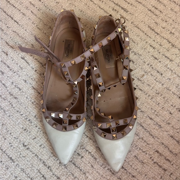 Valentino Cream and Tan Studded Flats / very good condition ⭐️ authentic - Picture 3 of 13